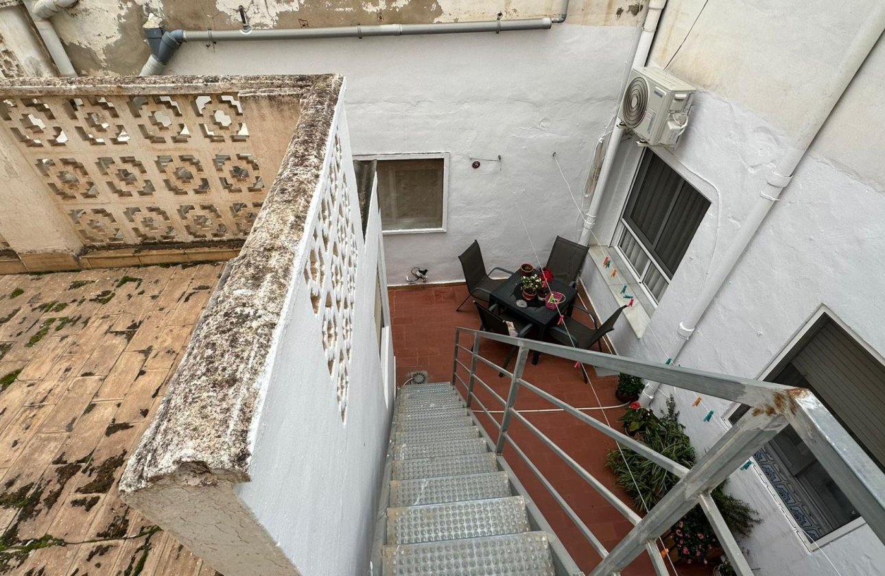 Herverkoop - Appartement -
Torrevieja - Estacion De Autobuses