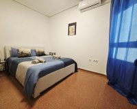 Herverkoop - Appartement -
Torrevieja - Estacion De Autobuses