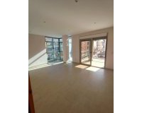 Herverkoop - Appartement -
Torrevieja - Estacion De Autobuses