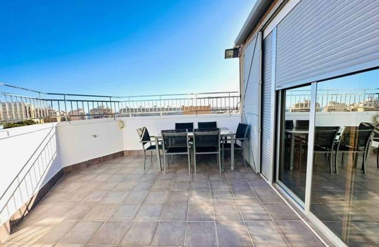 Herverkoop - Appartement -
Torrevieja - Estacion De Autobuses