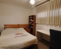 Herverkoop - Appartement -
Torrevieja - Estacion De Autobuses