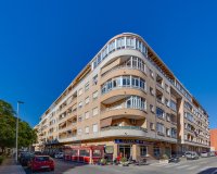 Herverkoop - Appartement -
Torrevieja - Estacion De Autobuses