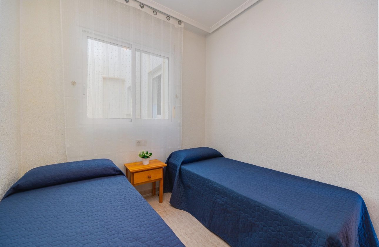 Herverkoop - Appartement -
Torrevieja - Estacion De Autobuses