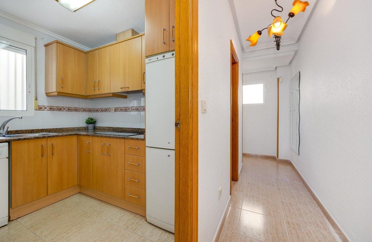 Herverkoop - Appartement -
Torrevieja - Estacion De Autobuses