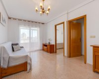 Herverkoop - Appartement -
Torrevieja - Estacion De Autobuses