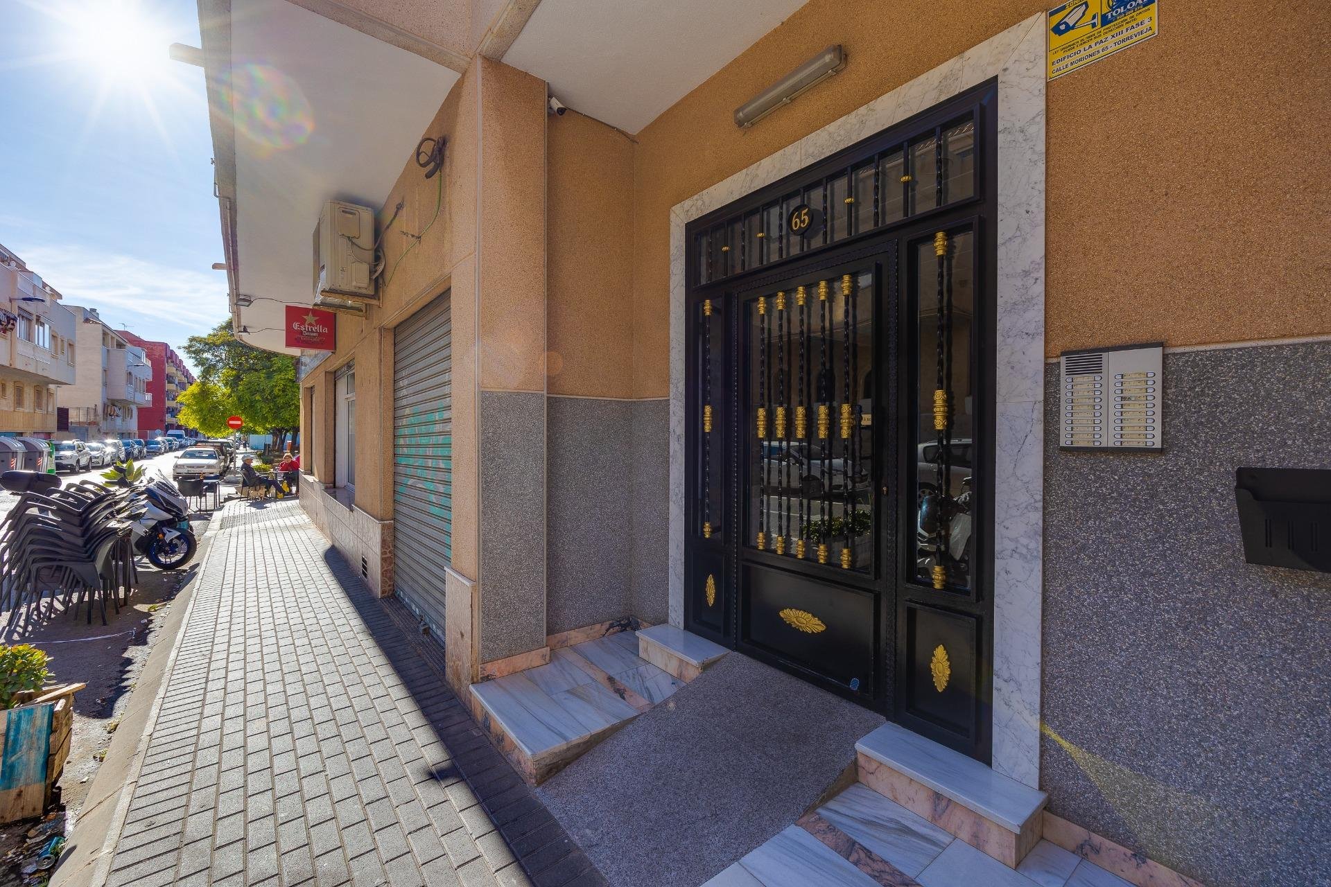 Herverkoop - Appartement -
Torrevieja - Estacion De Autobuses