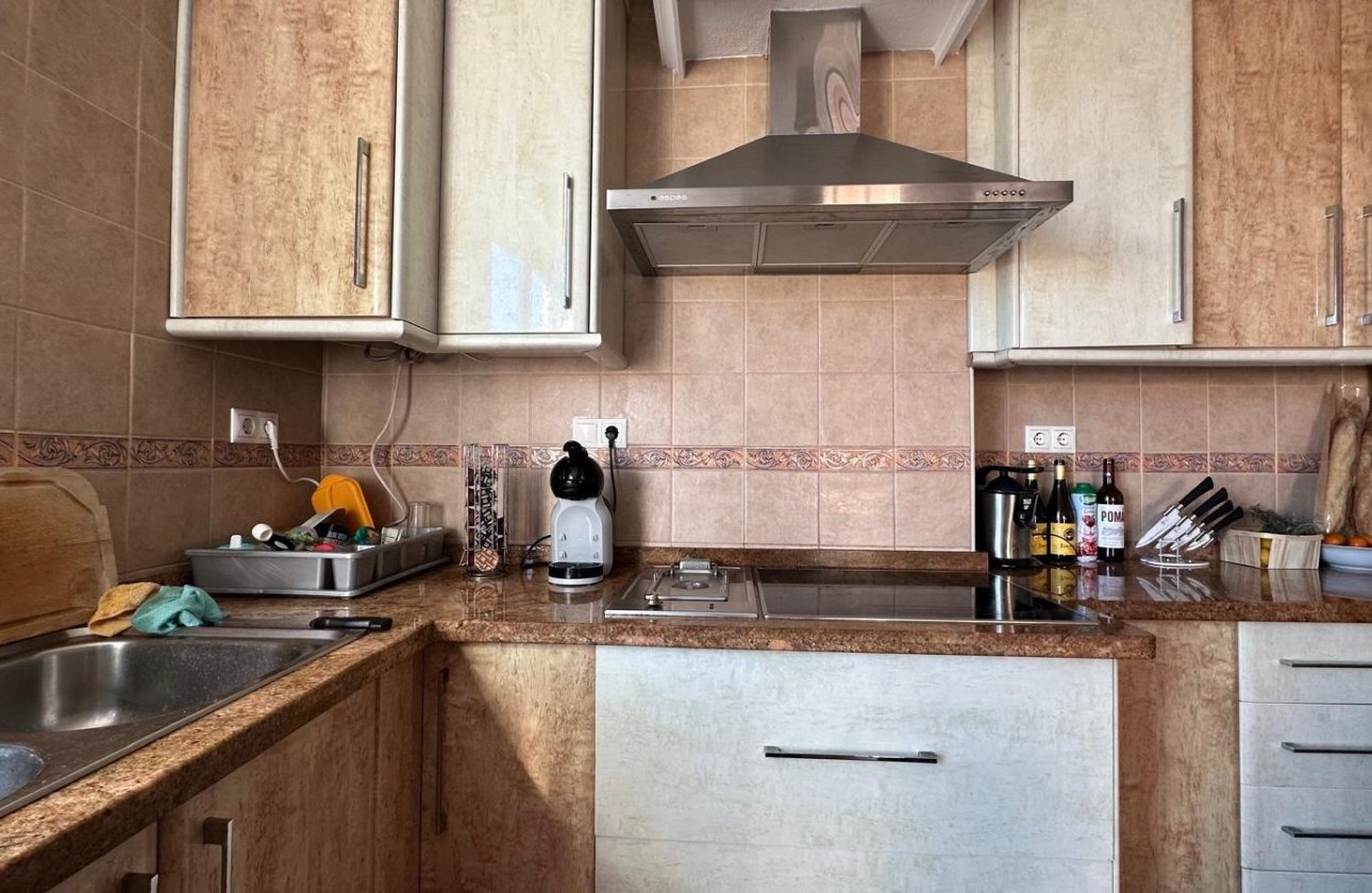 Herverkoop - Appartement -
Torrevieja - Estacion De Autobuses