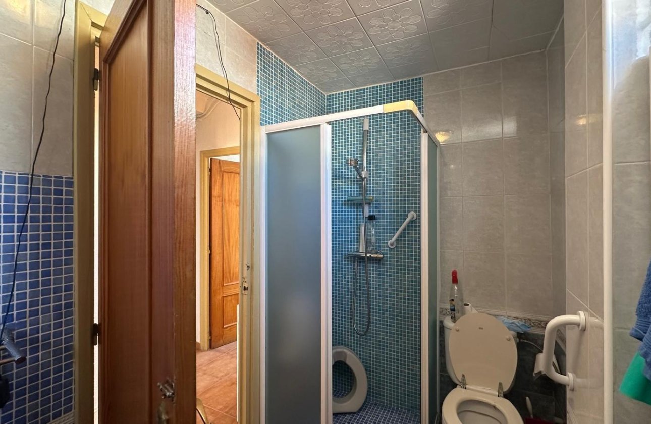 Herverkoop - Appartement -
Torrevieja - Estacion De Autobuses