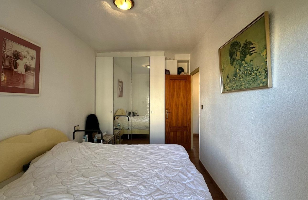 Herverkoop - Appartement -
Torrevieja - Estacion De Autobuses