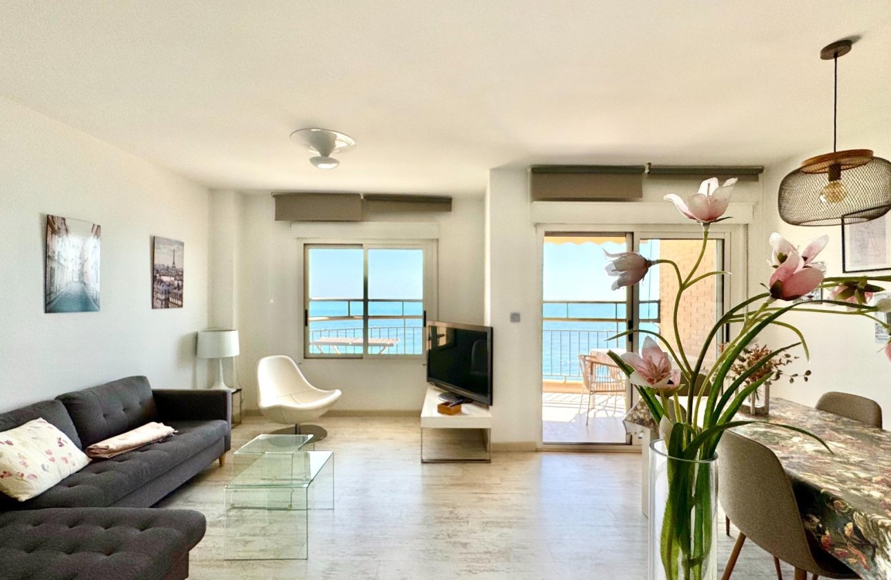 Herverkoop - Appartement -
Torrevieja - Estacion De Autobuses