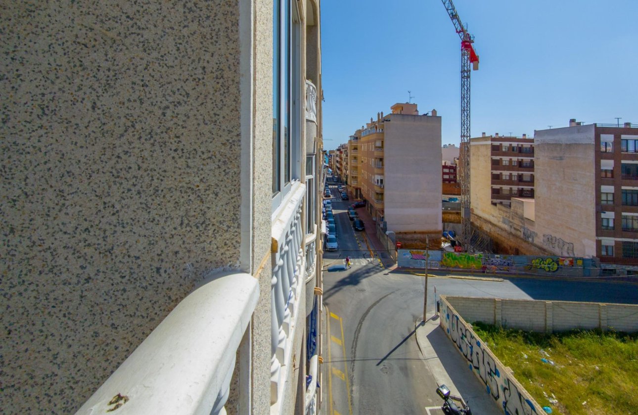 Herverkoop - Appartement -
Torrevieja - Estacion De Autobuses