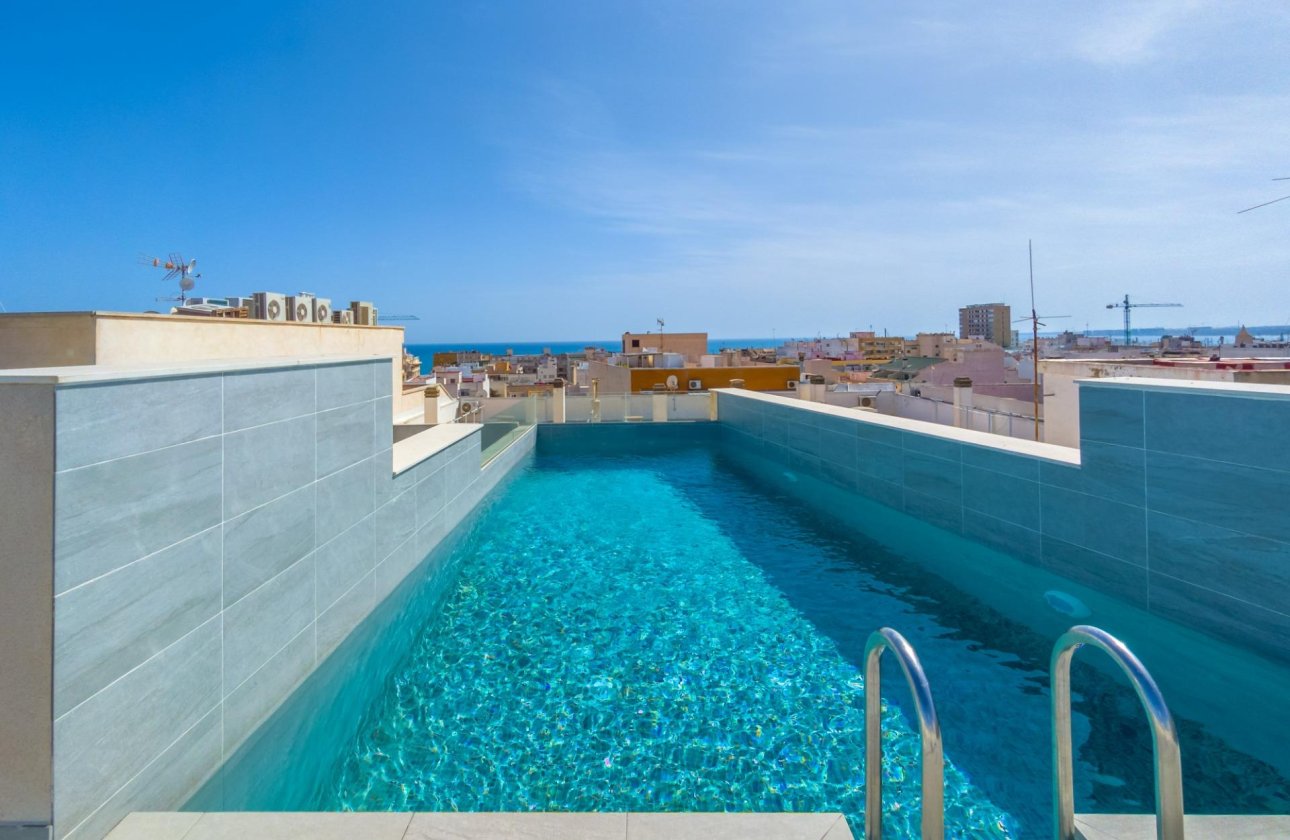 Herverkoop - Appartement -
Torrevieja - Estacion De Autobuses