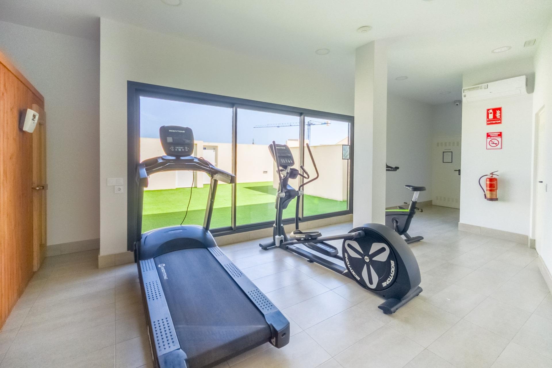 Herverkoop - Appartement -
Torrevieja - Estacion De Autobuses