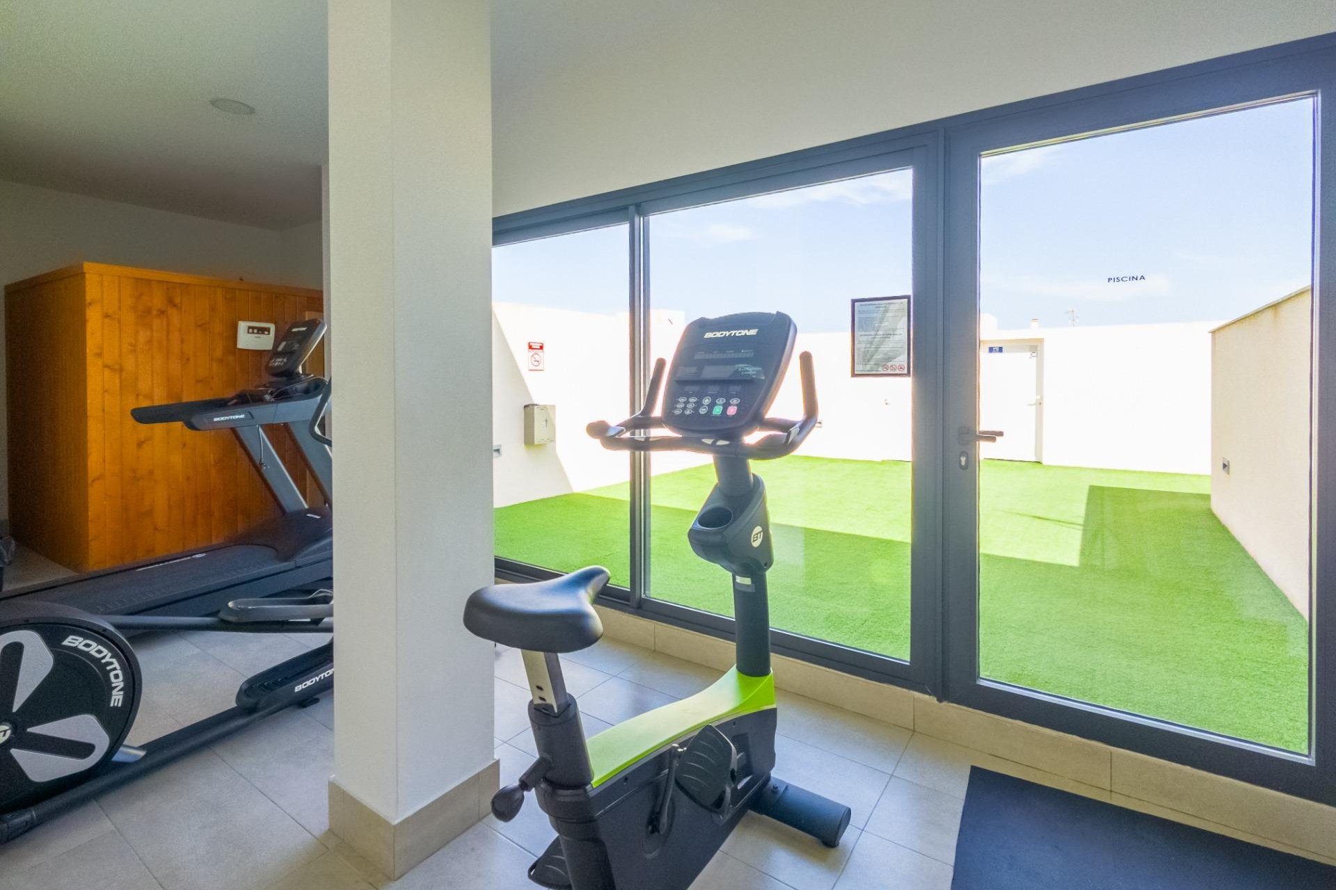 Herverkoop - Appartement -
Torrevieja - Estacion De Autobuses