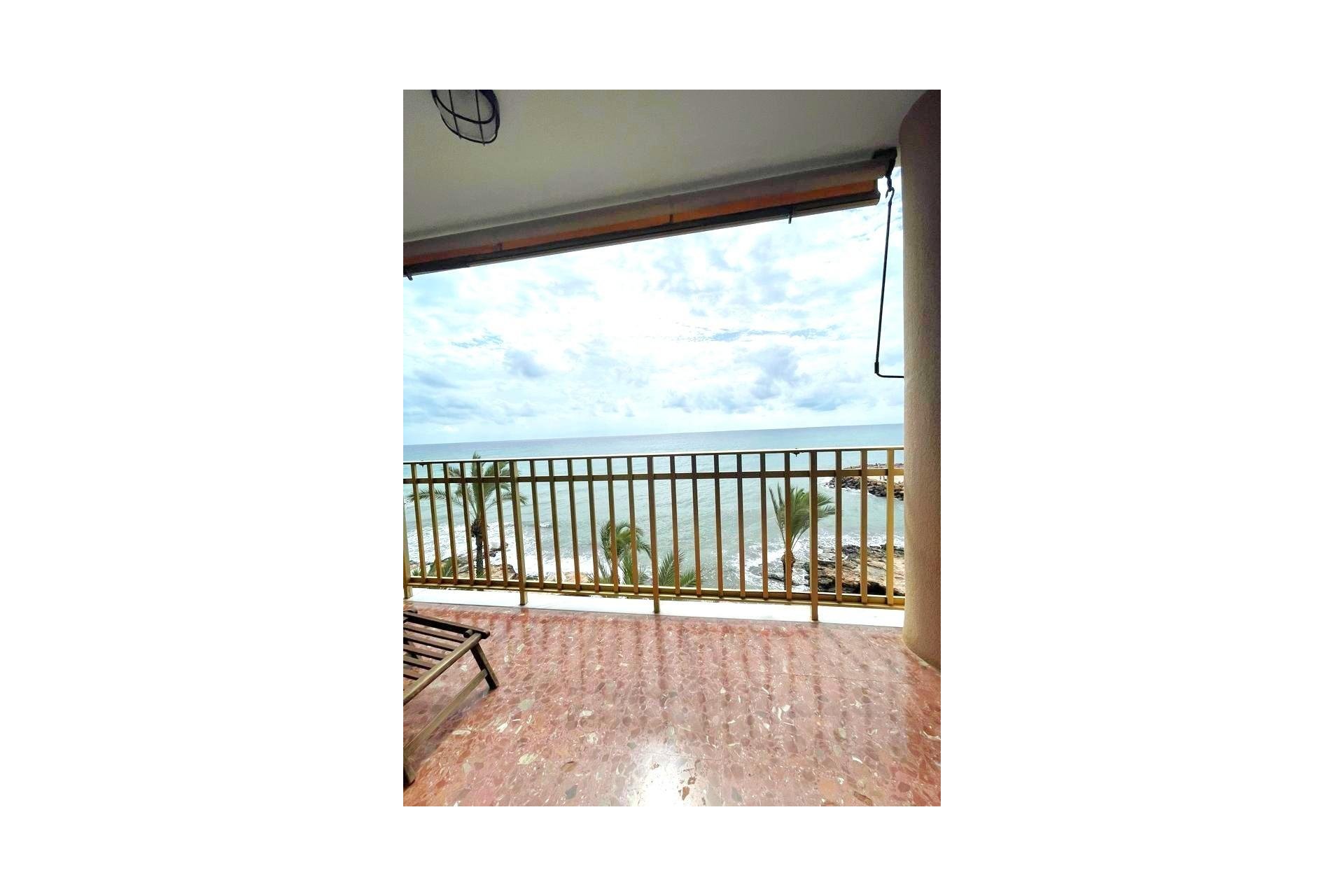 Herverkoop - Appartement -
Torrevieja - Estacion De Autobuses