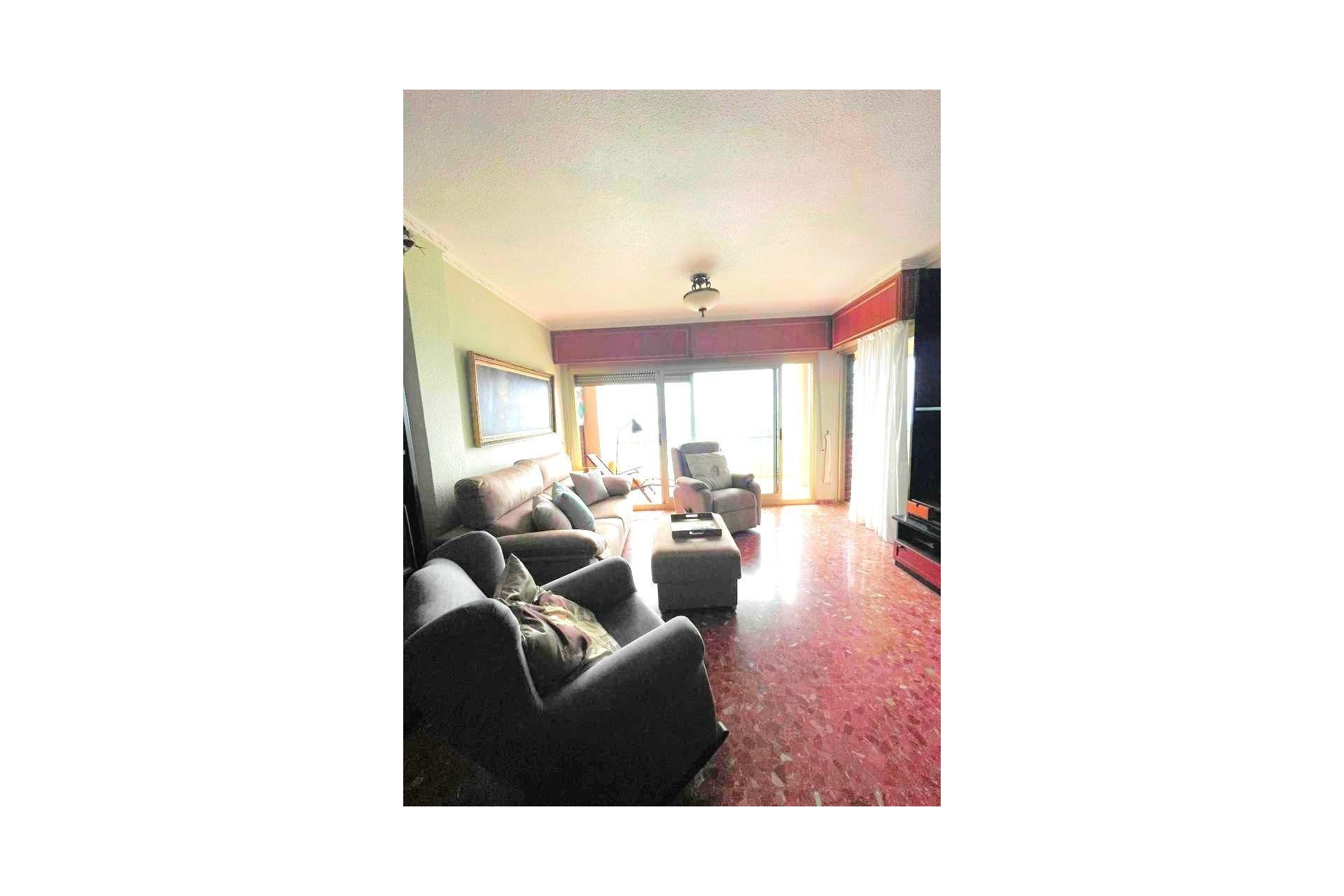 Herverkoop - Appartement -
Torrevieja - Estacion De Autobuses