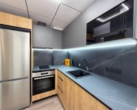 Herverkoop - Appartement -
Torrevieja - Estacion De Autobuses