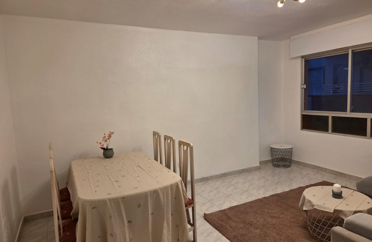 Herverkoop - Appartement -
Torrevieja - Estacion De Autobuses