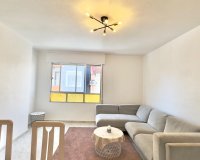 Herverkoop - Appartement -
Torrevieja - Estacion De Autobuses