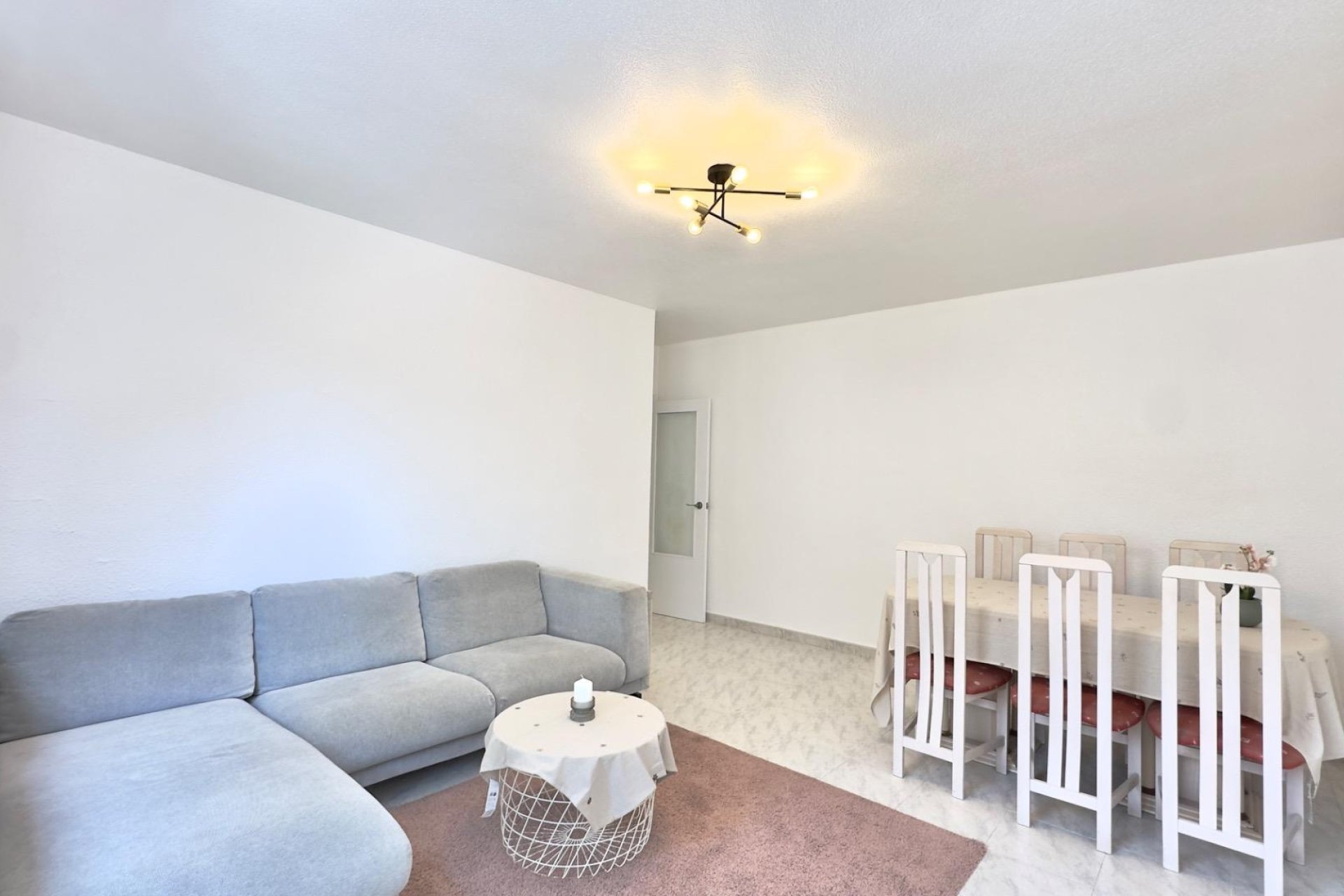 Herverkoop - Appartement -
Torrevieja - Estacion De Autobuses