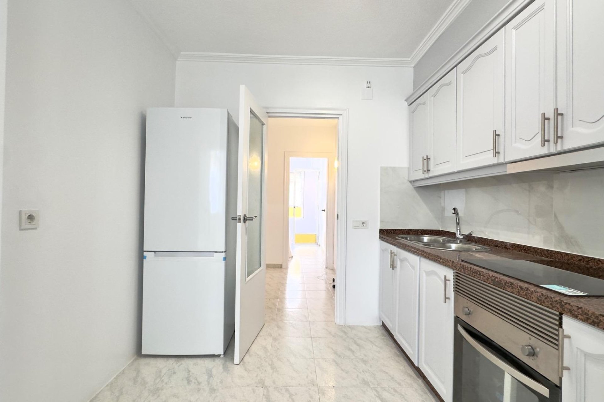 Herverkoop - Appartement -
Torrevieja - Estacion De Autobuses