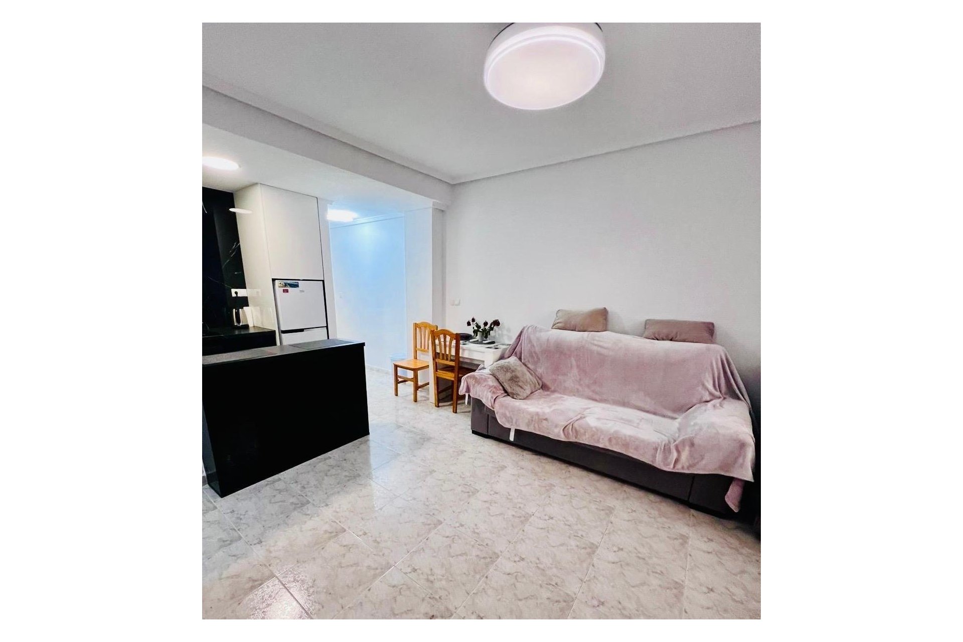 Herverkoop - Appartement -
Torrevieja - Estacion De Autobuses