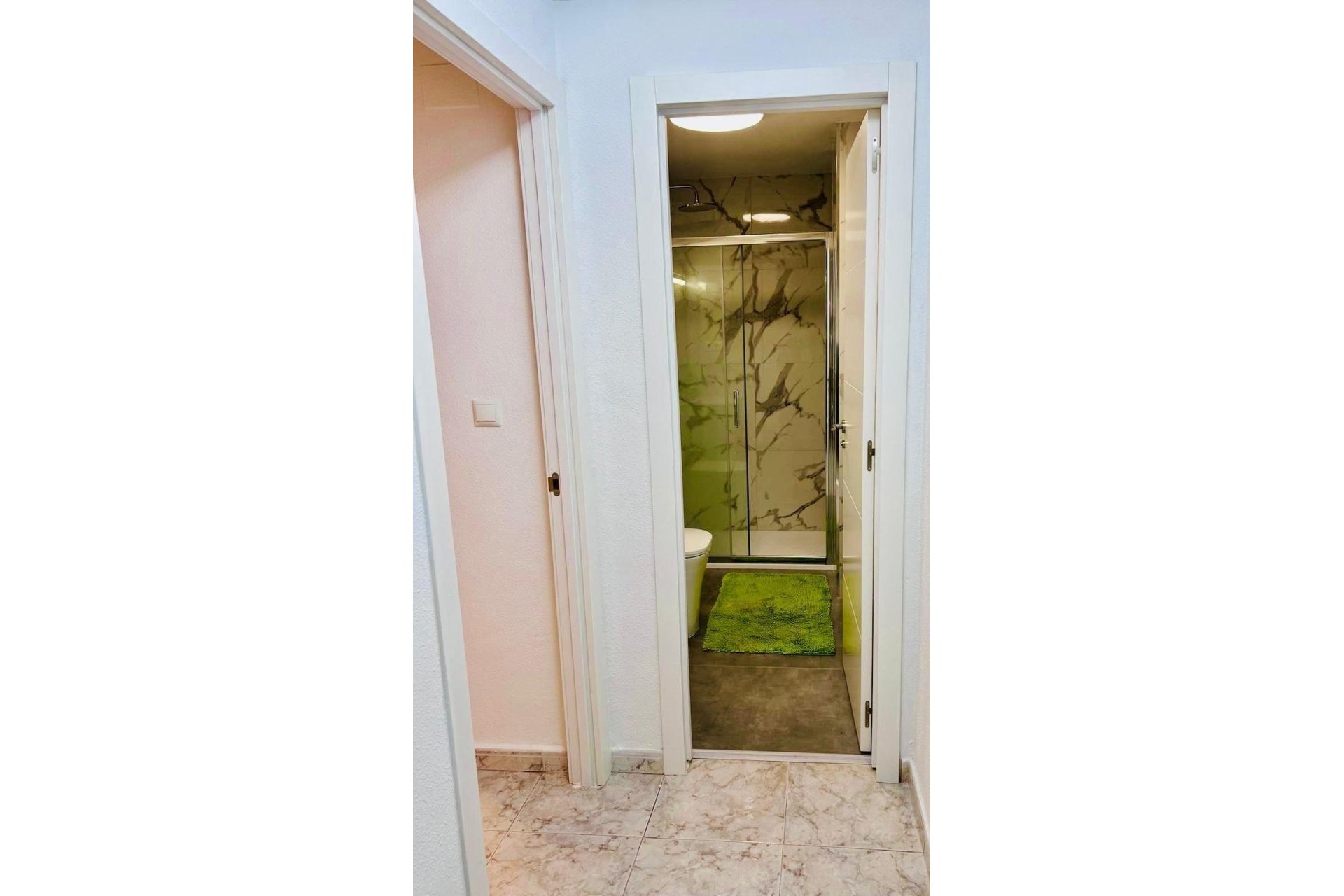 Herverkoop - Appartement -
Torrevieja - Estacion De Autobuses