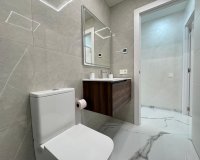 Herverkoop - Appartement -
Torrevieja - Estacion De Autobuses