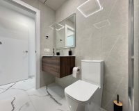 Herverkoop - Appartement -
Torrevieja - Estacion De Autobuses
