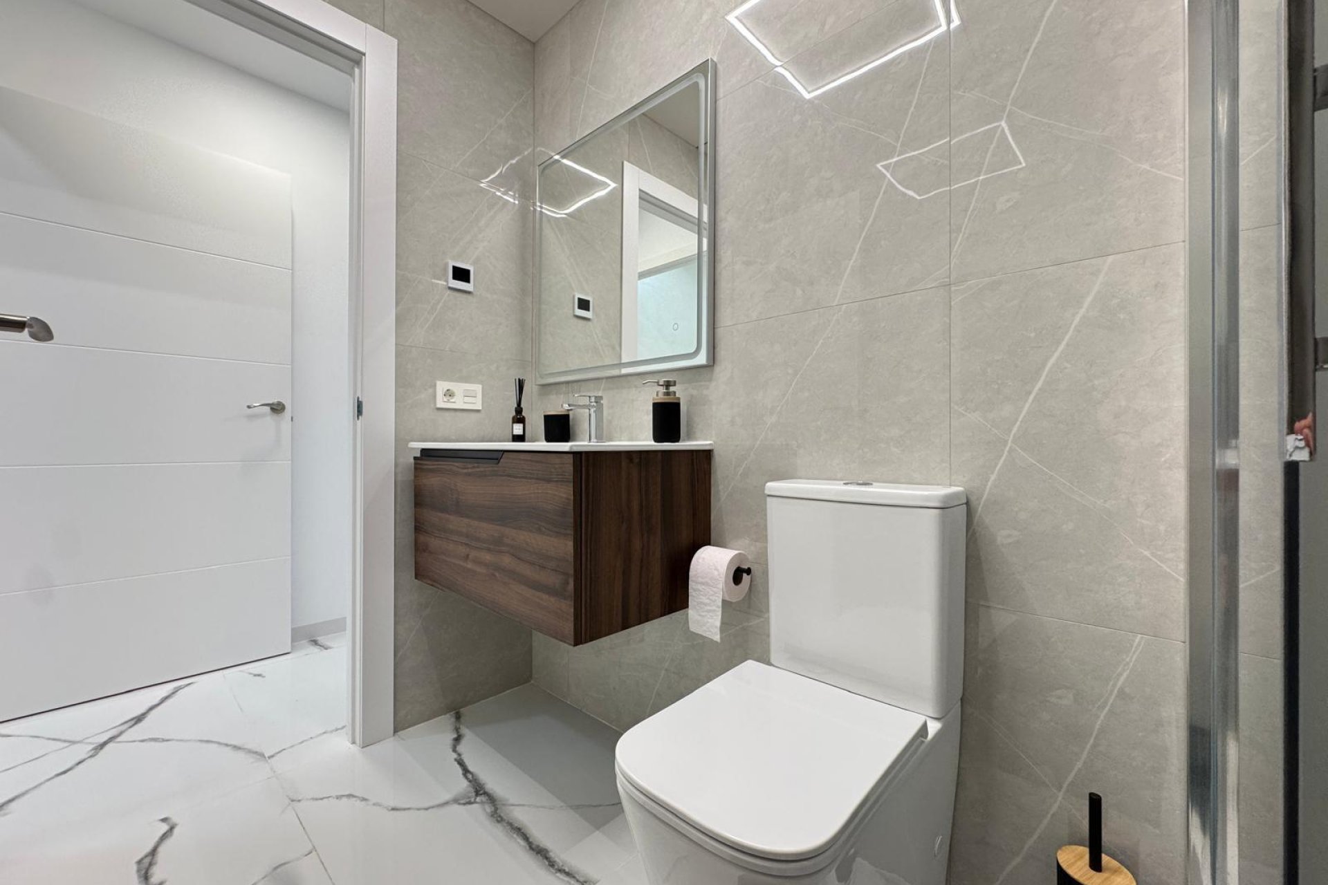 Herverkoop - Appartement -
Torrevieja - Estacion De Autobuses