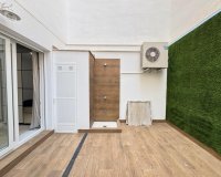 Herverkoop - Appartement -
Torrevieja - Estacion De Autobuses
