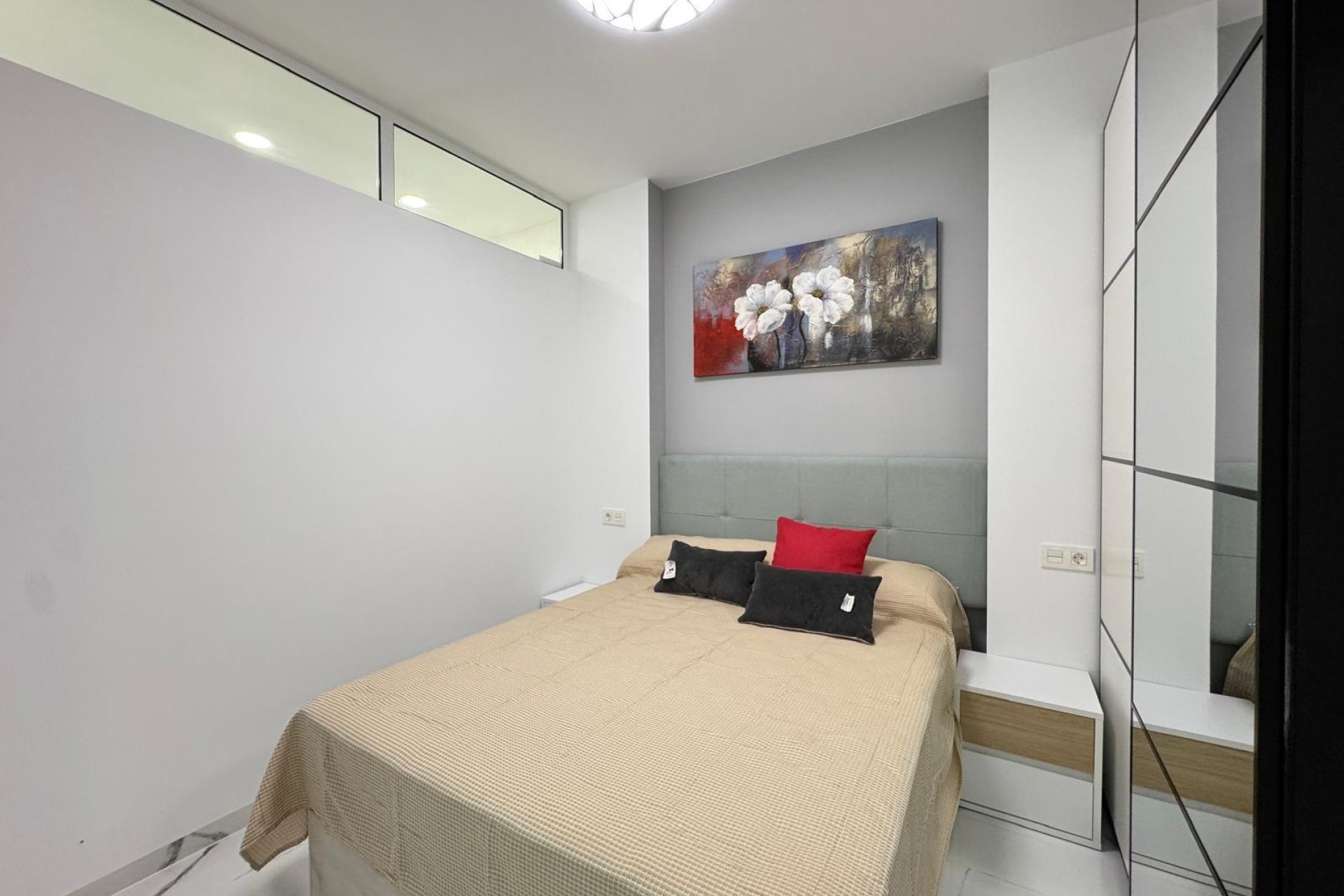 Herverkoop - Appartement -
Torrevieja - Estacion De Autobuses