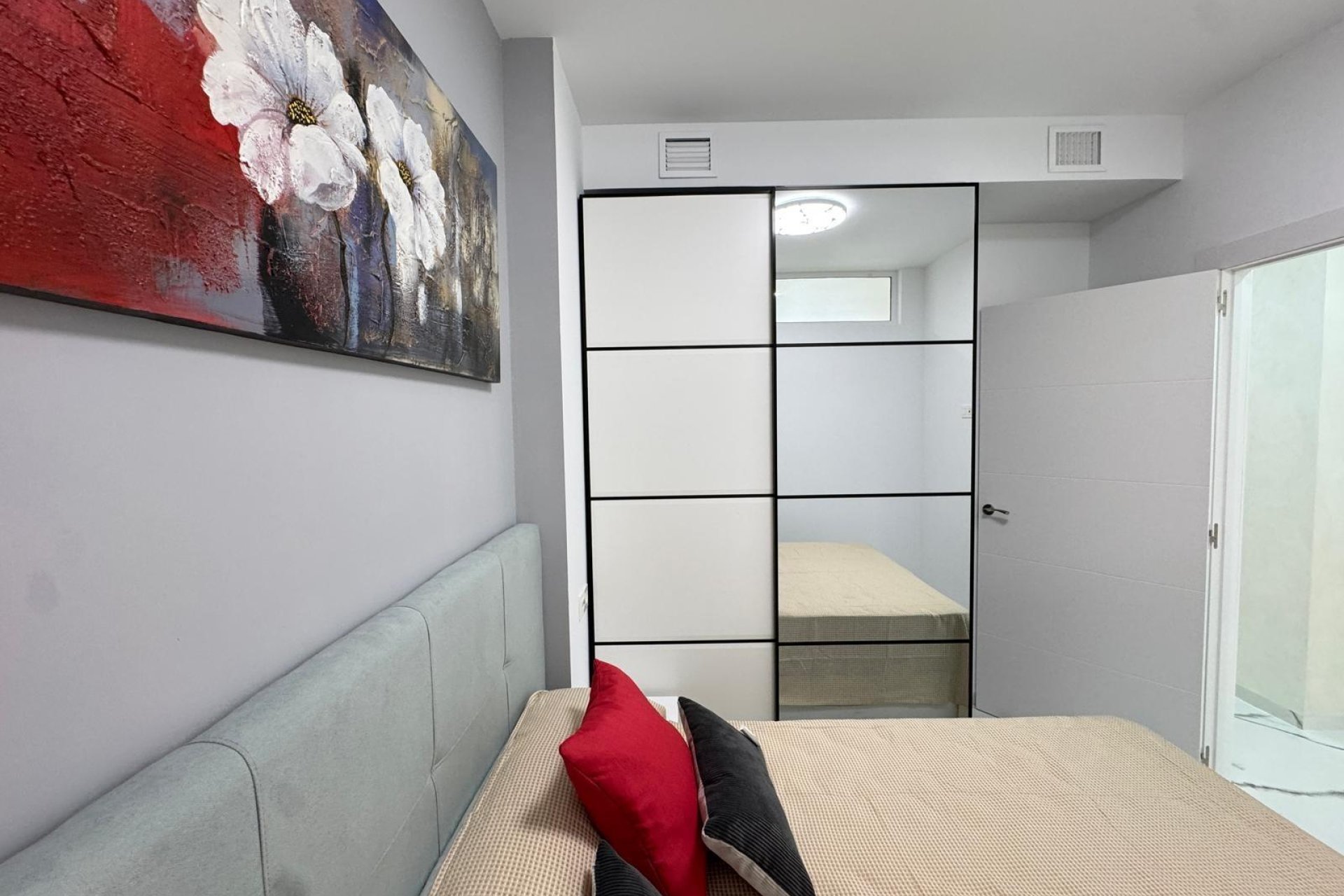 Herverkoop - Appartement -
Torrevieja - Estacion De Autobuses