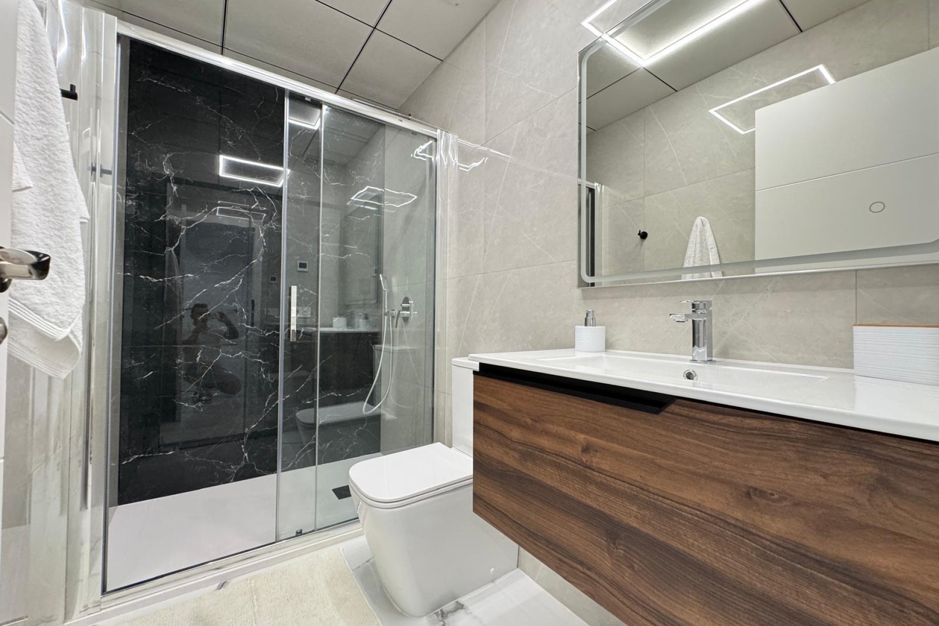 Herverkoop - Appartement -
Torrevieja - Estacion De Autobuses