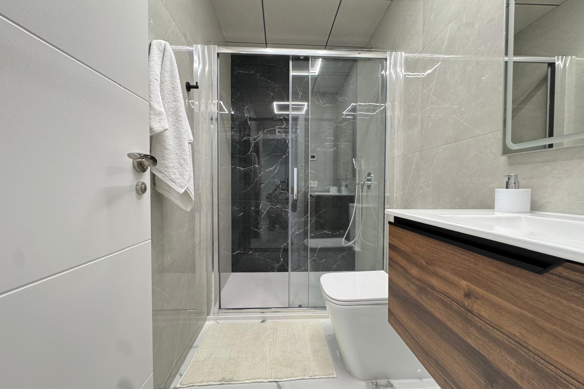 Herverkoop - Appartement -
Torrevieja - Estacion De Autobuses
