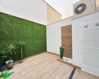 Herverkoop - Appartement -
Torrevieja - Estacion De Autobuses