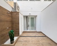 Herverkoop - Appartement -
Torrevieja - Estacion De Autobuses