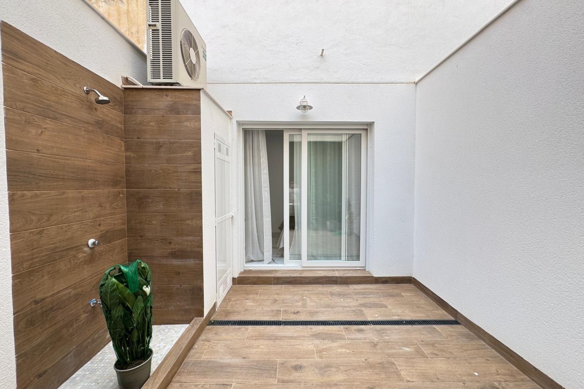 Herverkoop - Appartement -
Torrevieja - Estacion De Autobuses