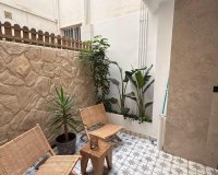 Herverkoop - Appartement -
Torrevieja - Estacion De Autobuses