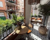 Herverkoop - Appartement -
Torrevieja - Estacion De Autobuses
