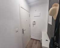 Herverkoop - Appartement -
Torrevieja - Estacion De Autobuses