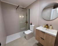 Herverkoop - Appartement -
Torrevieja - Estacion De Autobuses