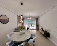 Herverkoop - Appartement -
Torrevieja - Estacion De Autobuses