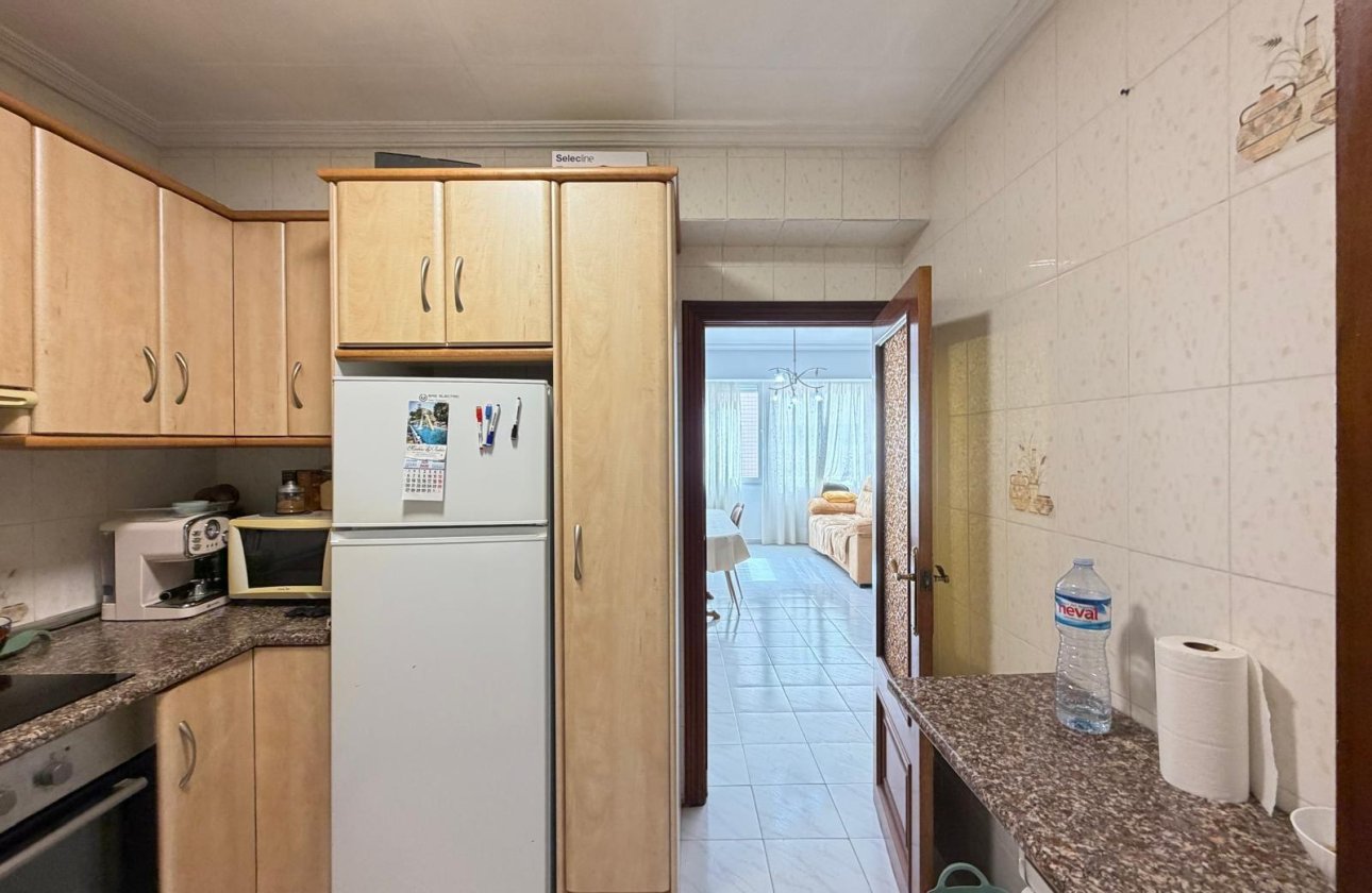 Herverkoop - Appartement -
Torrevieja - Estacion De Autobuses