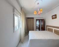 Herverkoop - Appartement -
Torrevieja - Estacion De Autobuses