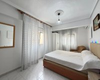 Herverkoop - Appartement -
Torrevieja - Estacion De Autobuses
