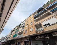 Herverkoop - Appartement -
Torrevieja - Estacion De Autobuses