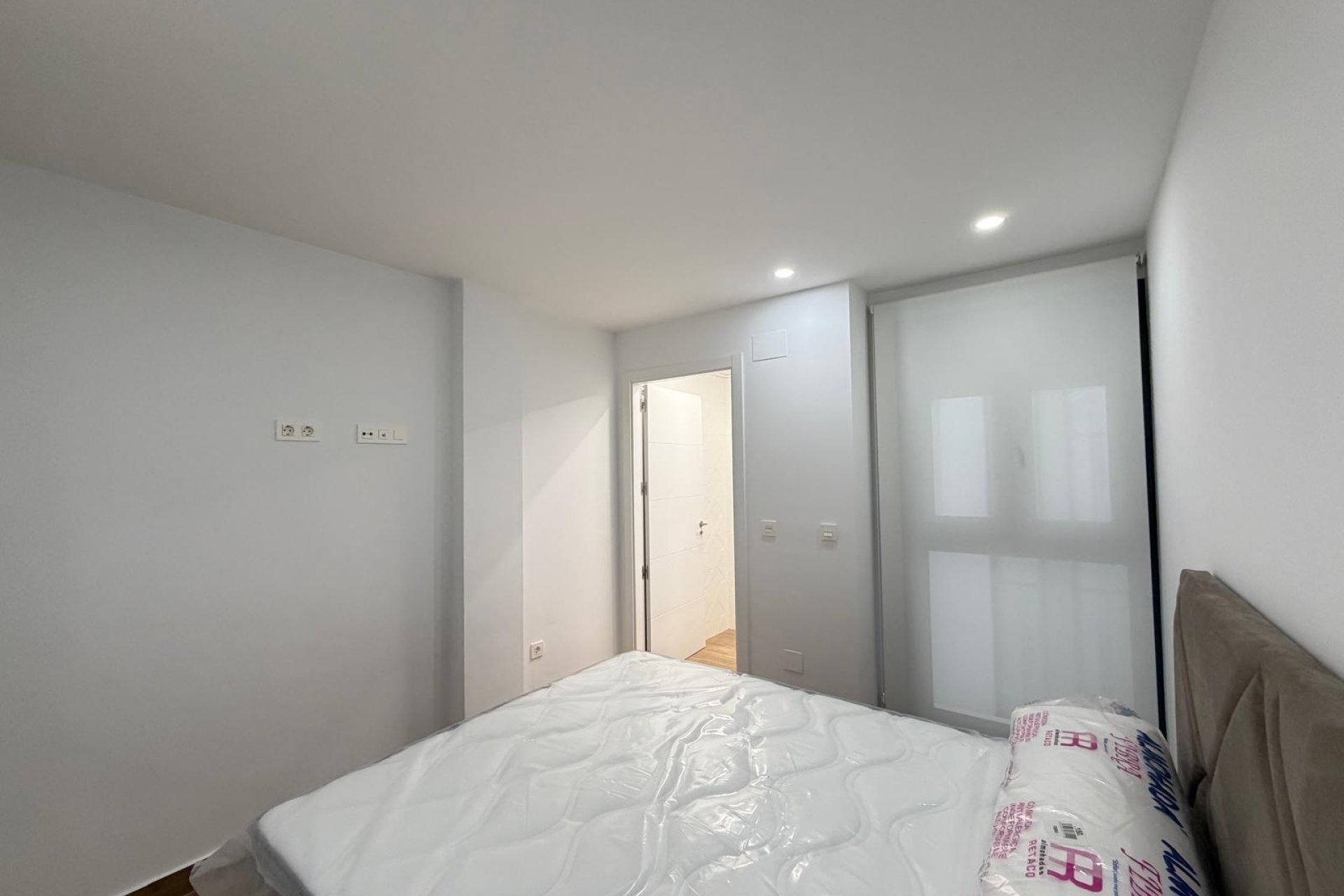 Herverkoop - Appartement -
Torrevieja - Estacion De Autobuses