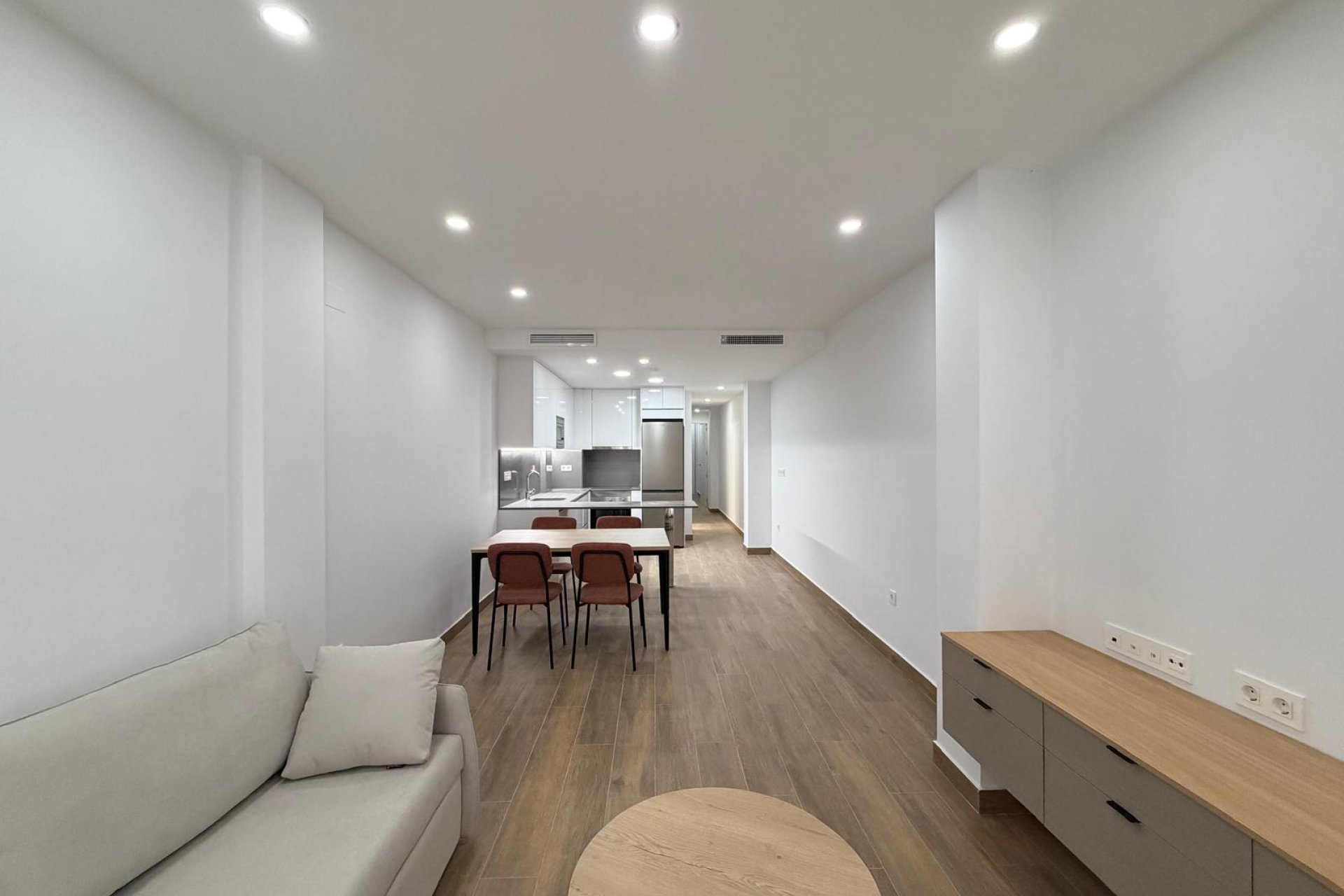 Herverkoop - Appartement -
Torrevieja - Estacion De Autobuses