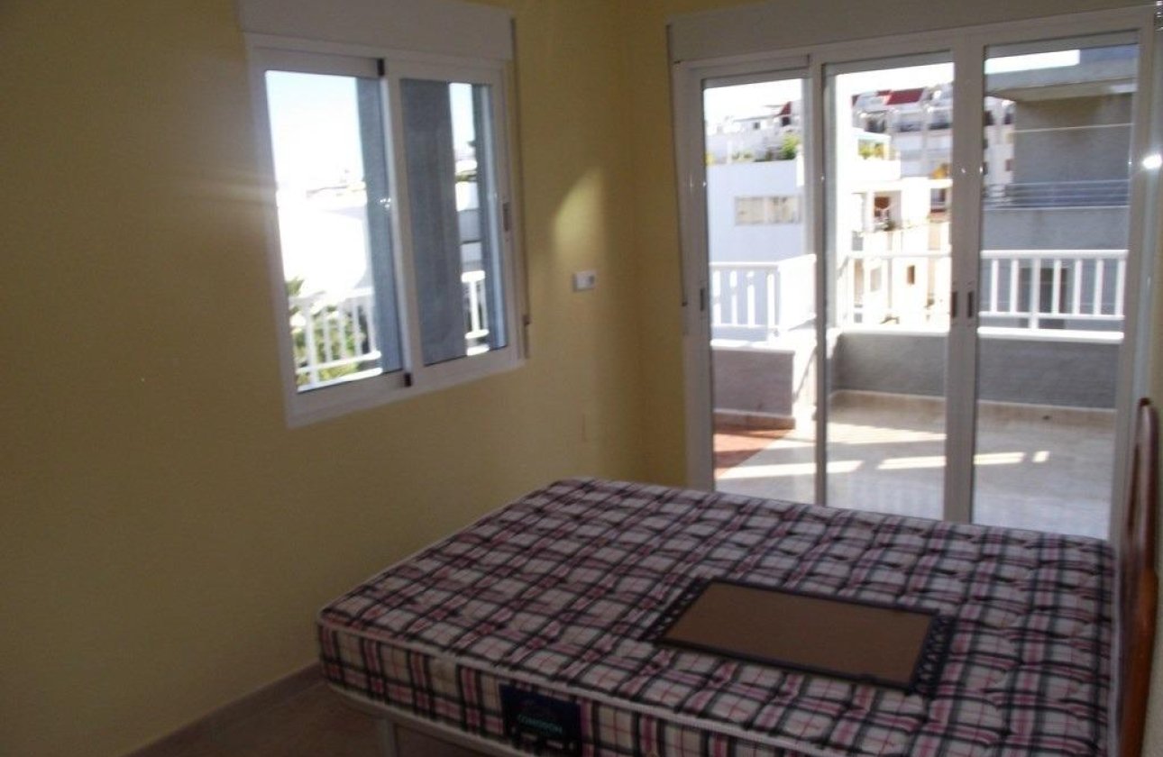 Herverkoop - Appartement -
Torrevieja - Estacion De Autobuses